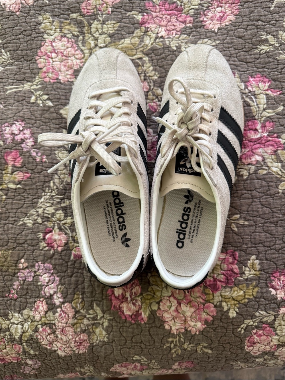 Adidas Tokyo Suede Sneakers Women’s Size 7.5 - Picture 5 of 7